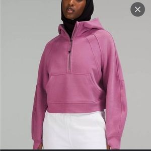 NWT lululemon half zip XS/S